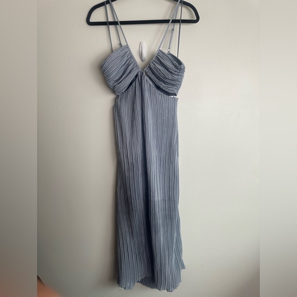 NWT ZARA Cutout Pleated Midi Dress Size XS Blogger Favorite - Picture 4 of 7